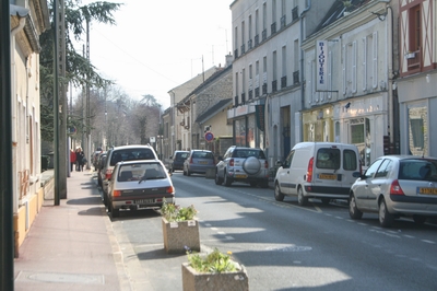 rue des bonshommes l'isle adam